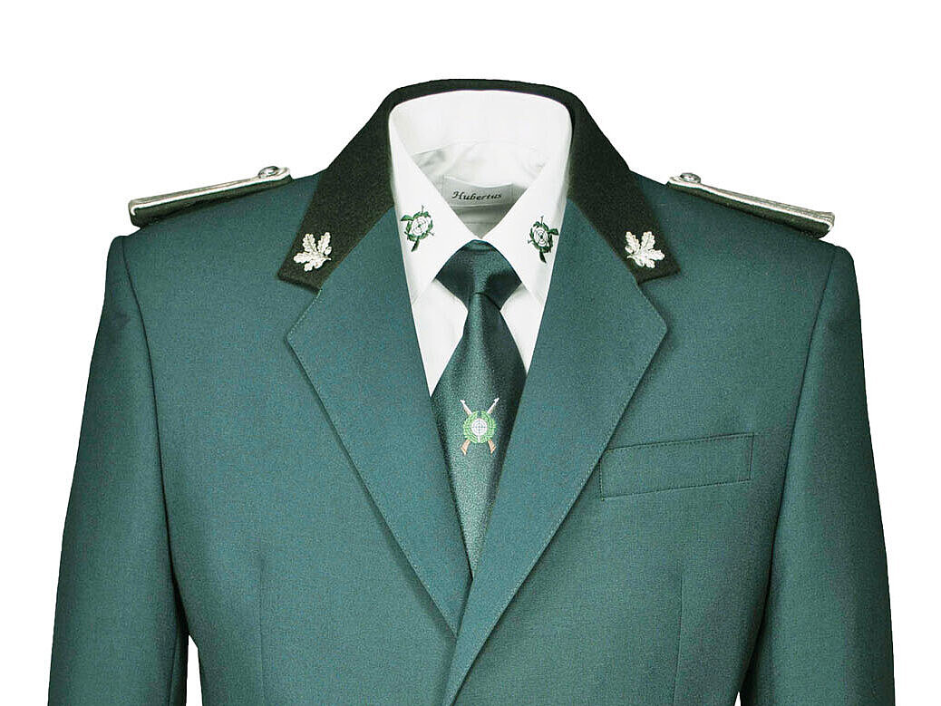 grüne Schützenjacke mit Hemd